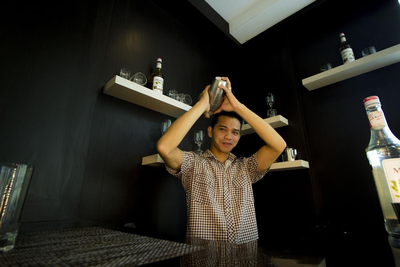 Hannah Hotel Syariah Painan Buitenkant foto