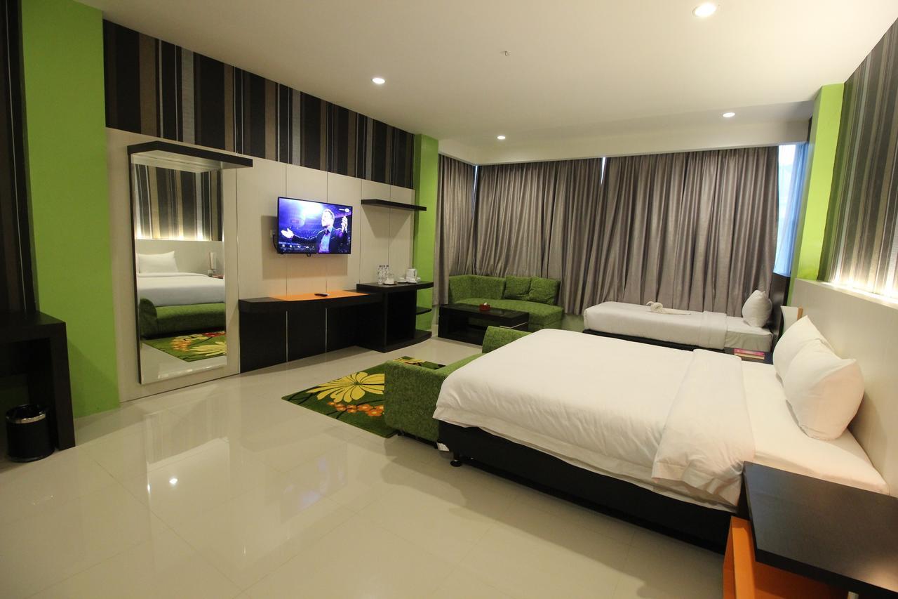 Hannah Hotel Syariah Painan Buitenkant foto
